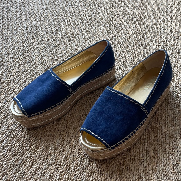 PRADA. Suede Navy Wedge Sandals. Size 39. Excellent Condition. - Picture 7 of 12